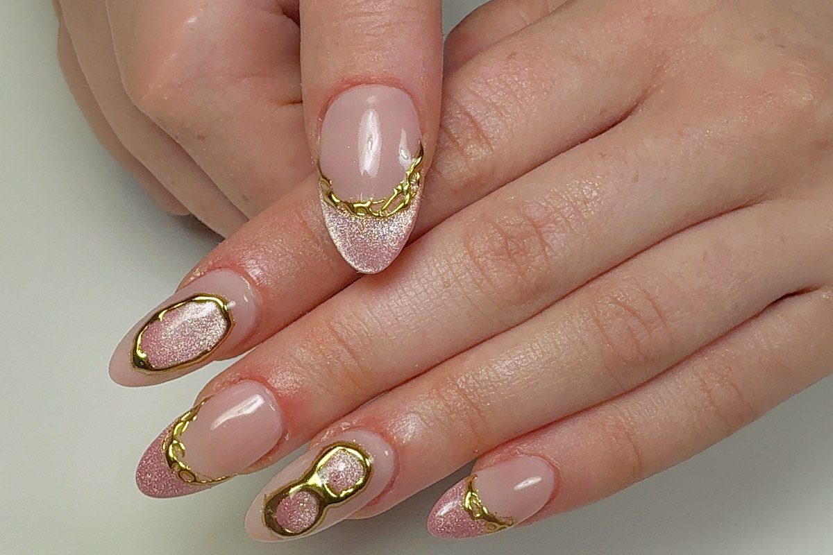 Luxury Gold Nailart by Céline in Ingolstadt